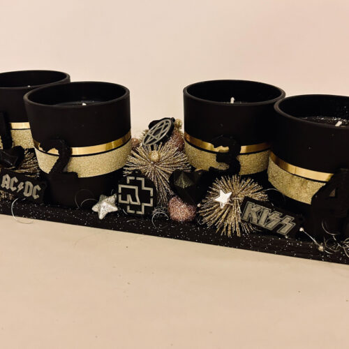 03D992E7-D199-4BE2-9662-D67FCD8E1E2C Adventni venček - Črno/Zlata Rock Pravljica🤘