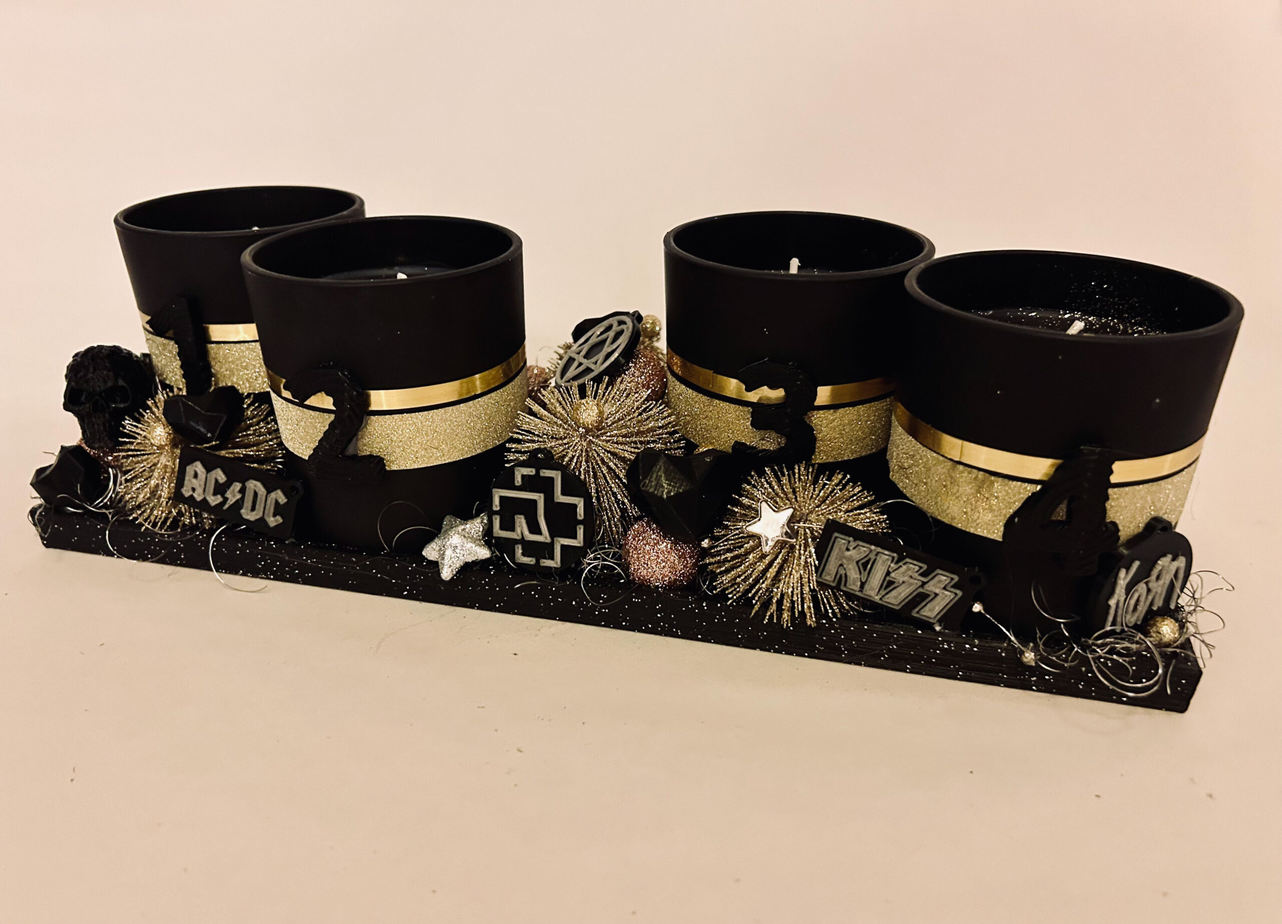 Adventni venček - Črno/Zlata Rock Pravljica🤘