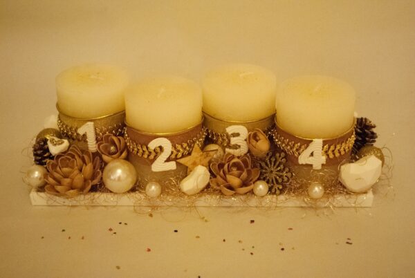 Adventni venček - Beli Zimski Sijaj